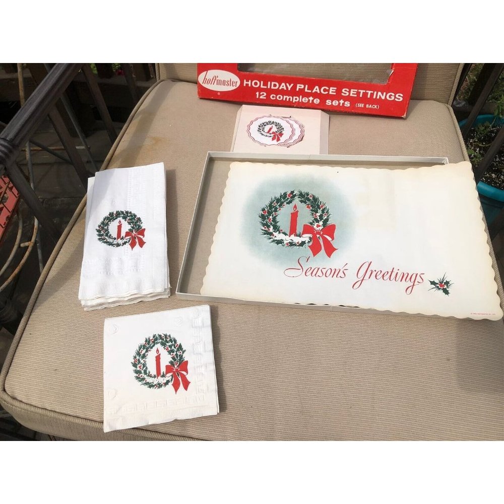 VINTAGE HOFFMASTER CHRISTMAS NAPKINS PLACEMATS COASTERS IN ORIGINAL BOX 1962 - Picture 3 of 7